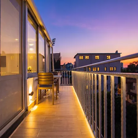 Enjoy 4br & Bbq Terrace At Blloku - Tirana